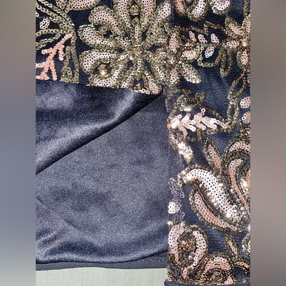 SALE-NWT Jealous Tomato Elegant Black Gold Sequin Embroidered Midi Skirt - Picture 14 of 15